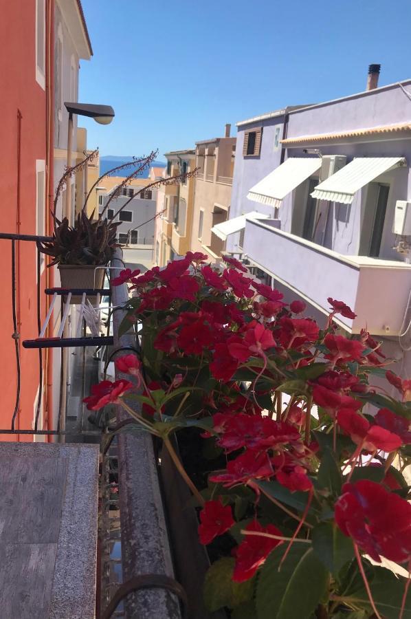 Apartamento Domus Rubra Castelsardo Exterior foto