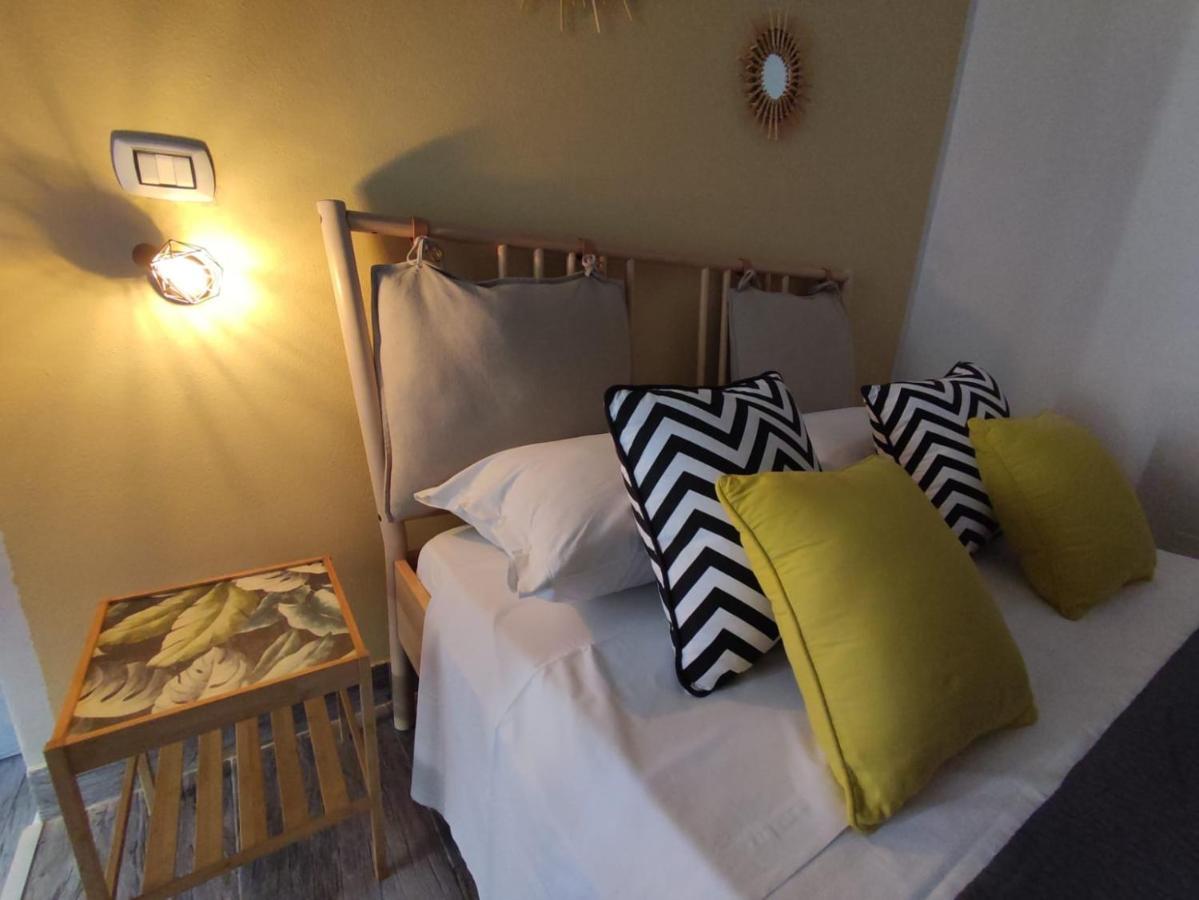 Apartamento Domus Rubra Castelsardo Exterior foto