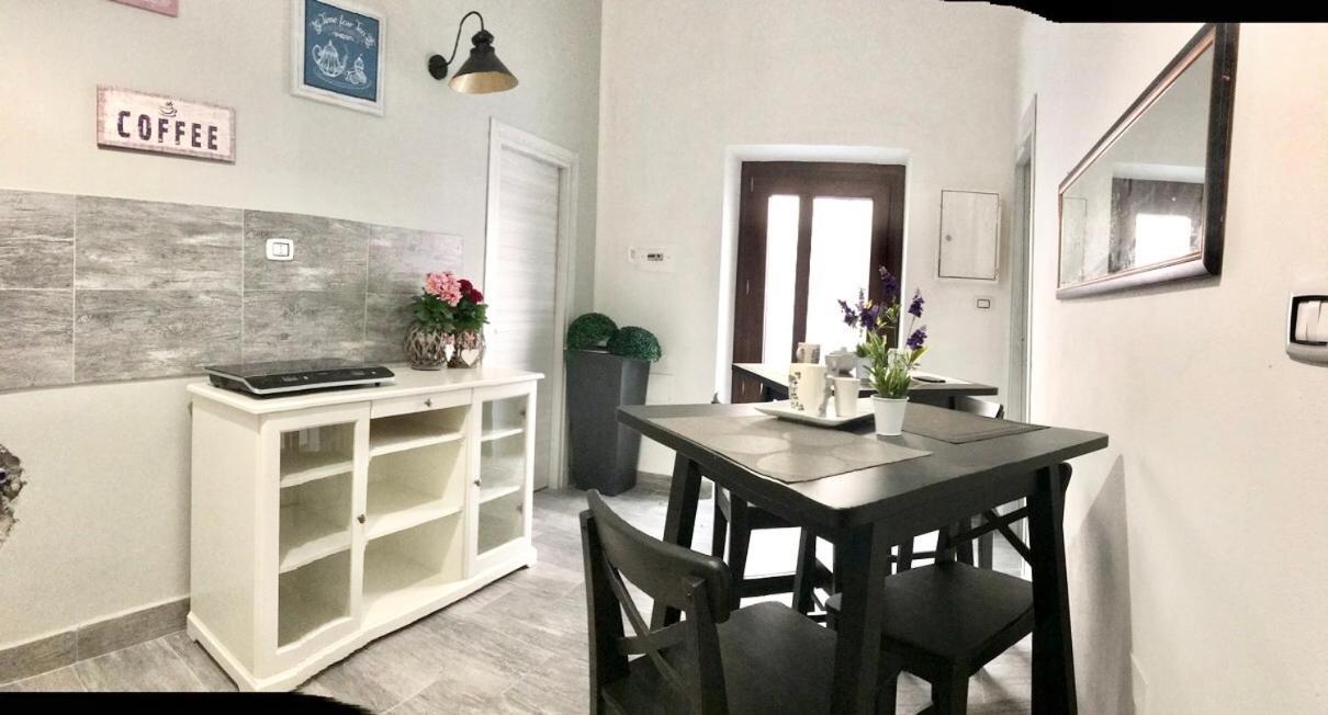 Apartamento Domus Rubra Castelsardo Exterior foto